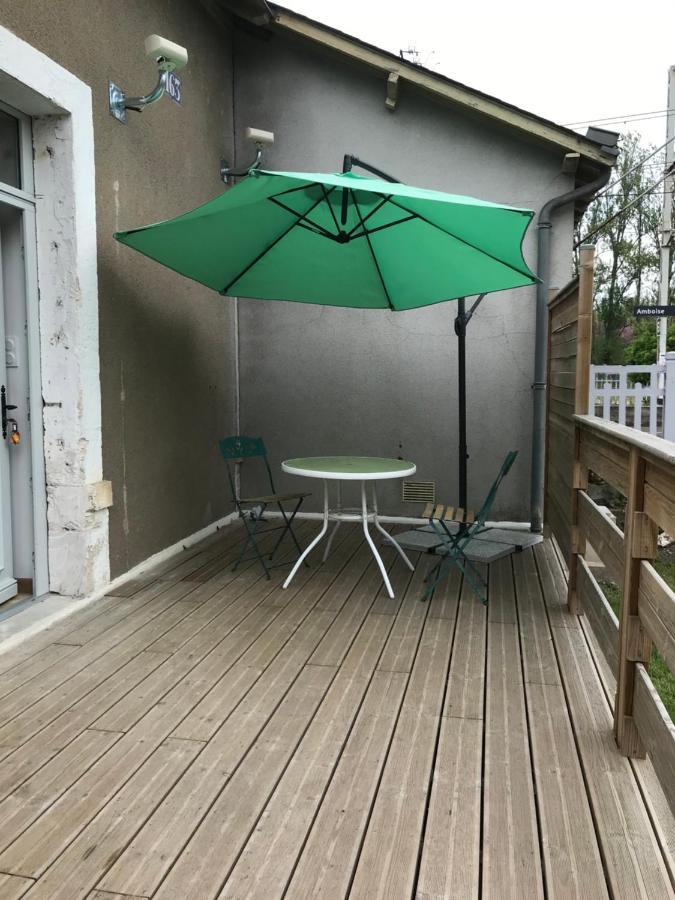 Logement T2-Rue-Maisonnette Sncf-阿姆博斯 外观 照片