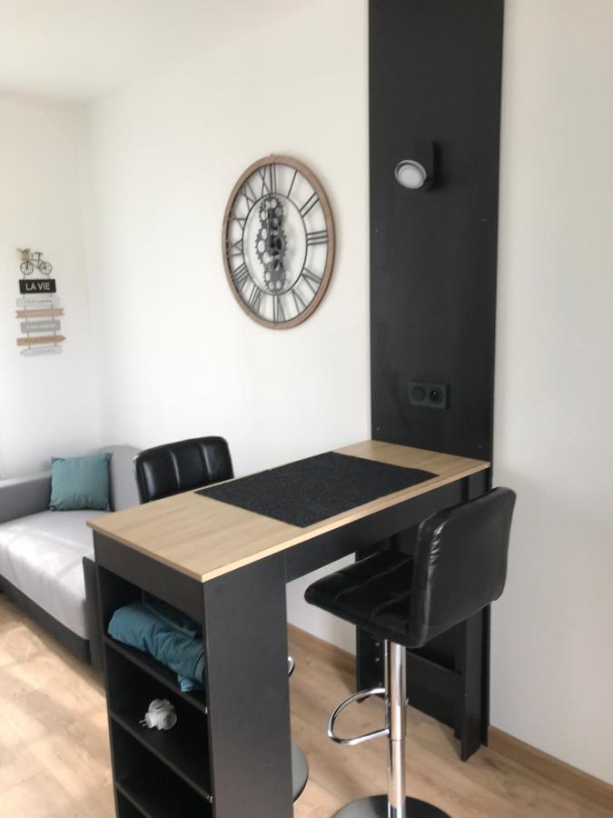 Logement T2-Rue-Maisonnette Sncf-阿姆博斯 外观 照片